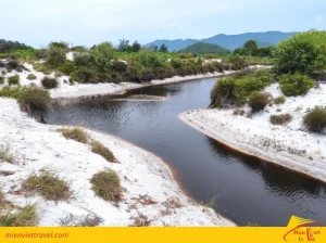 tour quan lạn