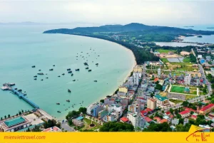 Nên đi Quan Lạn hay Cô Tô