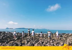Nên đi Quan Lạn hay Cô Tô